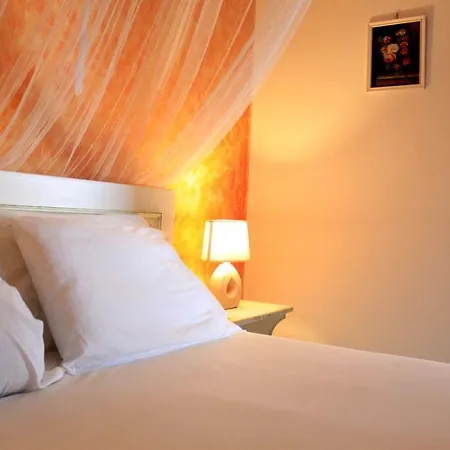 بيت للعطل Tonias - Thea House And Vrachos Attic اليكاناس
