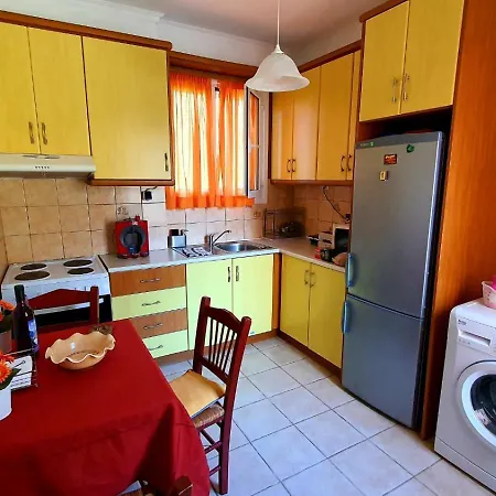 Tonias - Thea House And Vrachos Attic بيت للعطل